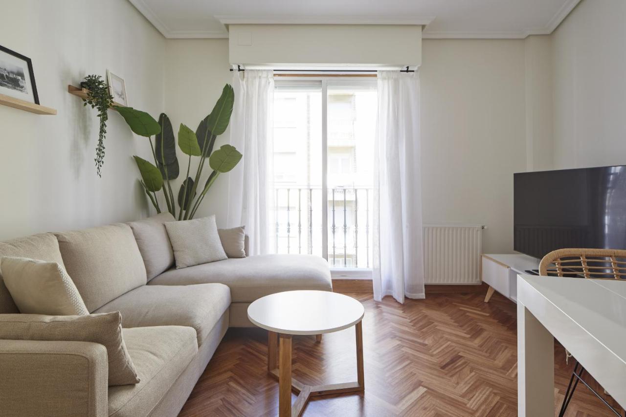 Always Easy I Cristina Enea Apartment San Sebastian Exterior photo